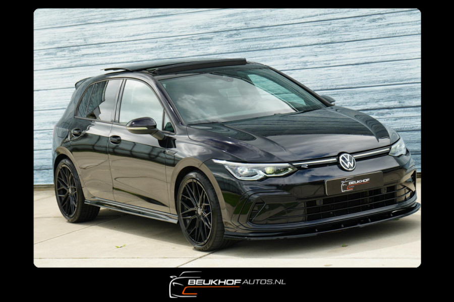 Volkswagen Golf 1.5 eTSI R-Line Pano H&K Audio Cruise Camera