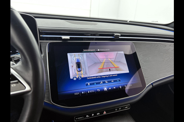 Mercedes-Benz E-Klasse Estate 300 e Luxury Line Plug-In Hybride Trekhaak | Rijassistentiepakket plus | Parkeerpakket met 360°-camera | Distronic | Sfeerverlichting. Inclusief 24 maanden MB Certified garantie voor Europa.