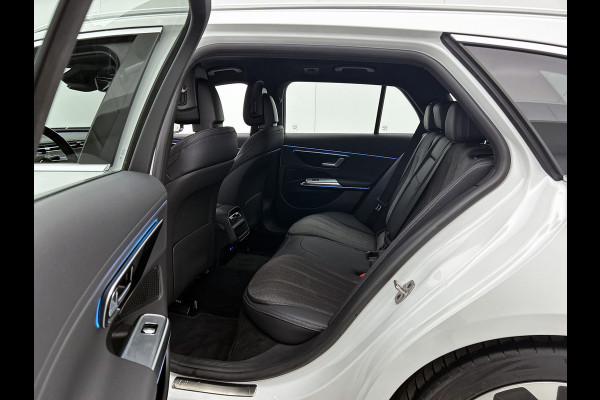 Mercedes-Benz E-Klasse Estate 300 e Luxury Line Plug-In Hybride Trekhaak | Rijassistentiepakket plus | Parkeerpakket met 360°-camera | Distronic | Sfeerverlichting. Inclusief 24 maanden MB Certified garantie voor Europa.