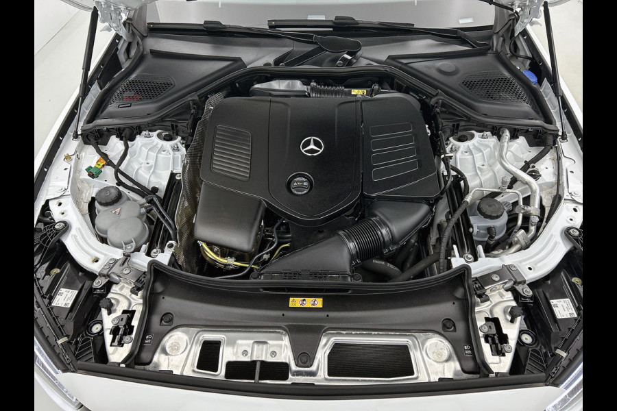 Mercedes-Benz E-Klasse Estate 300 e Luxury Line Plug-In Hybride Trekhaak | Rijassistentiepakket plus | Parkeerpakket met 360°-camera | Distronic | Sfeerverlichting. Inclusief 24 maanden MB Certified garantie voor Europa.