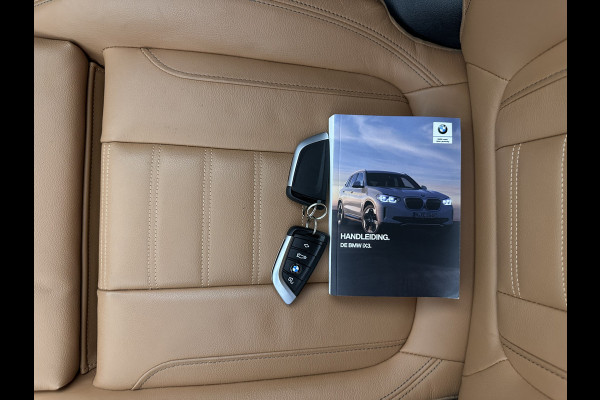 BMW iX3 High Executive 80 kWh [ 3-Fase-11kW ] {SOH-96%} (INCL-BTW) Aut. *PANO | LEATHER | HARMAN/KARDON | FULL-LED | BLINDSPOT | MEMORY-PACK | DIGI-COCKPIT | HEATED-SPORTSEATS | KEYLESS | TOPVIEW | DAB+ | NAVI-FULLMAP | HEAD-UP | PRIVACY-GLASS |