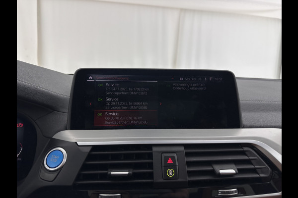 BMW iX3 High Executive 80 kWh [ 3-Fase-11kW ] {SOH-96%} (INCL-BTW) Aut. *PANO | LEATHER | HARMAN/KARDON | FULL-LED | BLINDSPOT | MEMORY-PACK | DIGI-COCKPIT | HEATED-SPORTSEATS | KEYLESS | TOPVIEW | DAB+ | NAVI-FULLMAP | HEAD-UP | PRIVACY-GLASS |