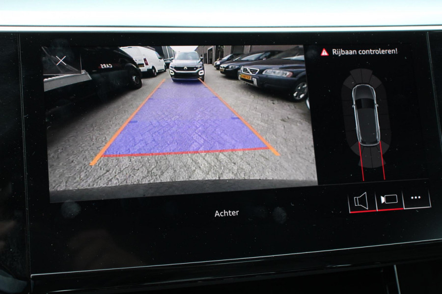 Audi e-tron e-tron 55 quattro | Navigatie | Climate Control | Alcantara | Camera | Electrisch bedienbare achterklep | Led | Cruise Control Adaptive |