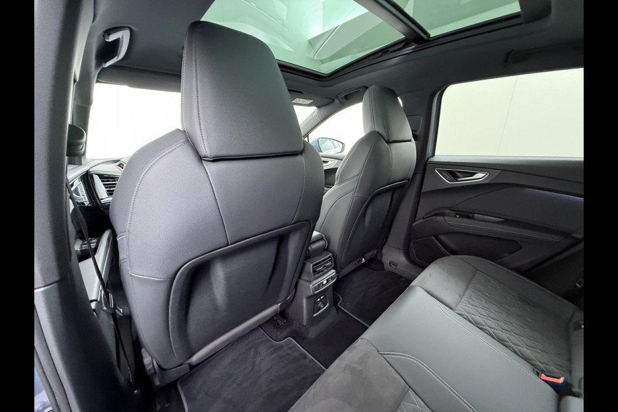 Audi Q4 e-tron 40 Launch edition Advanced Plus 77 kWh VAN € 33.900,- VOOR € 30.877,- UW LENTEVOORDEEL € 3.023,-! | SOH 92% | S-LINE INTERIEUR | PANORAMADAK | STOELVERWARMING | ELEKTRISCHE ACHTERKLEP | LUXE BEKLEDING | RIJKLAAR MET 12 MND BOVAG GARANTIE