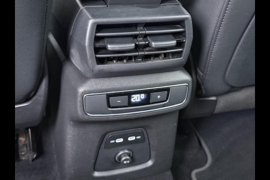 Audi Q4 e-tron 40 Launch edition Advanced Plus 77 kWh VAN € 33.900,- VOOR € 30.877,- UW LENTEVOORDEEL € 3.023,-! | SOH 92% | S-LINE INTERIEUR | PANORAMADAK | STOELVERWARMING | ELEKTRISCHE ACHTERKLEP | LUXE BEKLEDING | RIJKLAAR MET 12 MND BOVAG GARANTIE