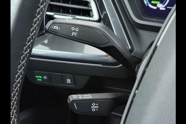 Audi Q4 e-tron 40 Launch edition Advanced Plus 77 kWh VAN € 33.900,- VOOR € 30.877,- UW LENTEVOORDEEL € 3.023,-! | SOH 92% | S-LINE INTERIEUR | PANORAMADAK | STOELVERWARMING | ELEKTRISCHE ACHTERKLEP | LUXE BEKLEDING | RIJKLAAR MET 12 MND BOVAG GARANTIE