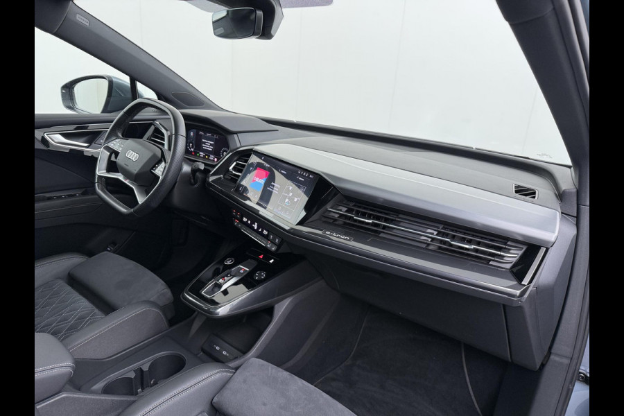 Audi Q4 e-tron 40 Launch edition Advanced Plus 77 kWh VAN € 33.900,- VOOR € 30.877,- UW LENTEVOORDEEL € 3.023,-! | SOH 92% | S-LINE INTERIEUR | PANORAMADAK | STOELVERWARMING | ELEKTRISCHE ACHTERKLEP | LUXE BEKLEDING | RIJKLAAR MET 12 MND BOVAG GARANTIE