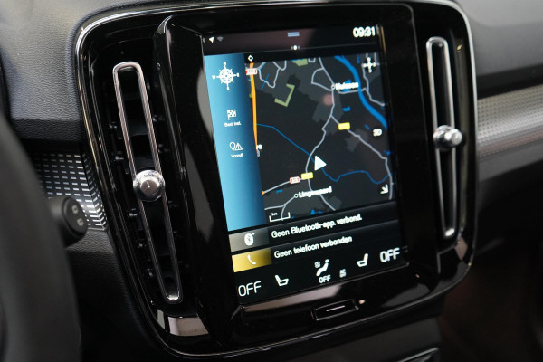 Volvo XC40 1.5 T4 Recharge R-Design | Leder | Panoramadak | Trekhaak | Camera | Lm velgen