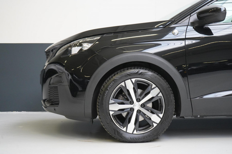 Peugeot 3008 1.2 PureTech Crossway | Panoramadak | Trekhaak | Navigatie | Camera | All-seasonbanden