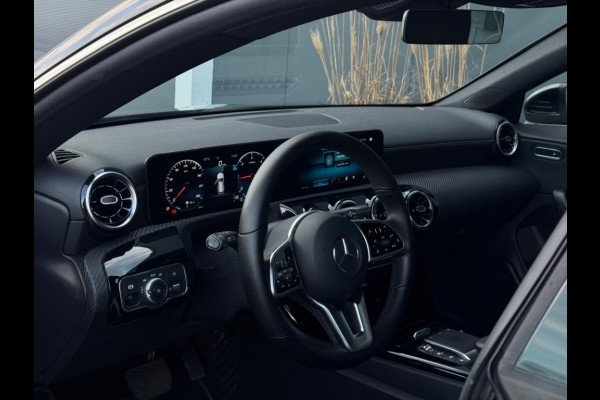 Mercedes-Benz CLA-Klasse Shooting Brake 180 d Bns Sol. Lux. Aut WIDESCREEN CAMERA PDC SPORTVELGEN