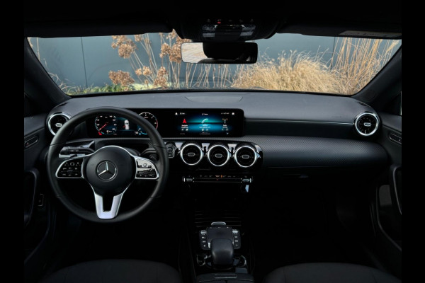 Mercedes-Benz CLA-Klasse Shooting Brake 180 d Bns Sol. Lux. Aut WIDESCREEN CAMERA PDC SPORTVELGEN