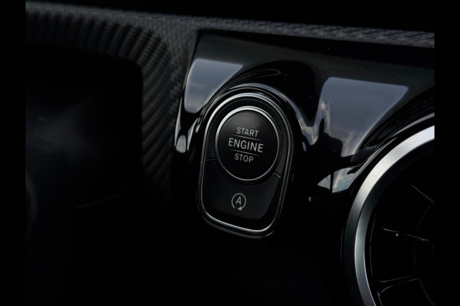 Mercedes-Benz CLA-Klasse Shooting Brake 180 d Bns Sol. Lux. Aut WIDESCREEN CAMERA PDC SPORTVELGEN