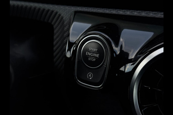 Mercedes-Benz CLA-Klasse Shooting Brake 180 d Bns Sol. Lux. Aut WIDESCREEN CAMERA PDC SPORTVELGEN