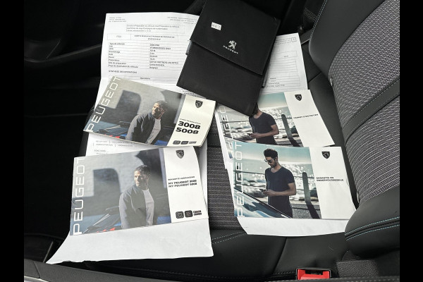 Peugeot 3008 1.6 HYbrid 225 Allure Pack Business PHEV| 23.000KM! | STANDKACHEL| ACHTERUITRIJCAMERA| APPLE CARPLAY/ ANDROID AUTO| RIJKLAARPRIJS INCL. 12 MND BOVAG GARANTIE