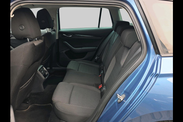 Škoda Octavia Combi 1.0 TSI Business Edition | Achteruitrijcamera | Stoelverwarming | Navigatie | Elektrische achterklep |