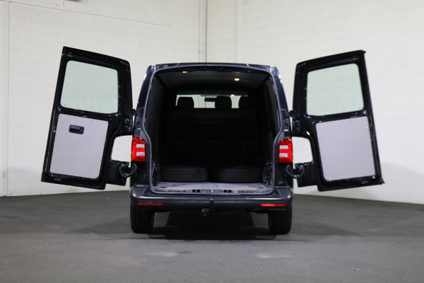 Volkswagen Transporter 2.0 TDI L2 H1 102pk Airco Trekhaak