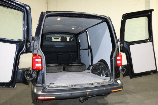 Volkswagen Transporter 2.0 TDI L2 H1 102pk Airco Trekhaak