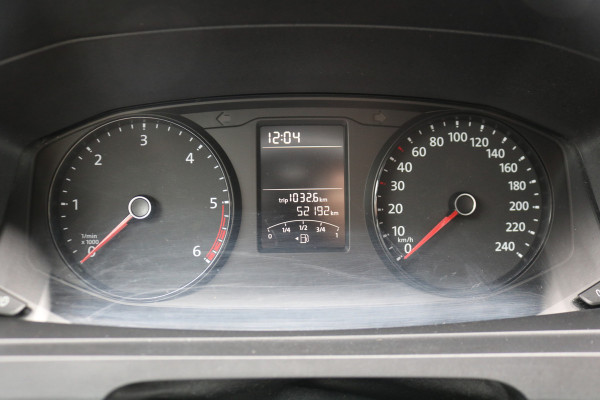 Volkswagen Transporter 2.0 TDI L2 H1 102pk Airco Trekhaak