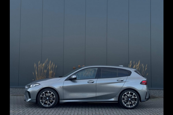 BMW 1-serie 120i M PACK 2025 LEDER SPORTVELGEN H&K LED WIDESCREEN