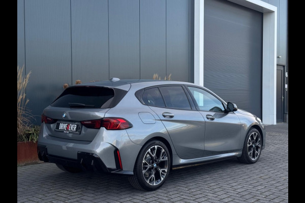 BMW 1-serie 120i M PACK 2025 LEDER SPORTVELGEN H&K LED WIDESCREEN