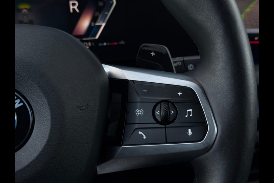 BMW 1-serie 120i M PACK 2025 LEDER SPORTVELGEN H&K LED WIDESCREEN