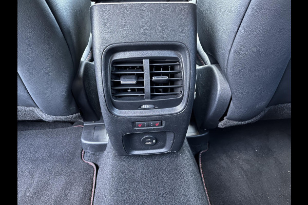 Ford Kuga 1.5 EcoBoost ST-Line X 150pk | Driver Assistance Pack | Wegklapbare Trekhaak | Winterpack | Technology Pack | 1.800kg Trekgewicht