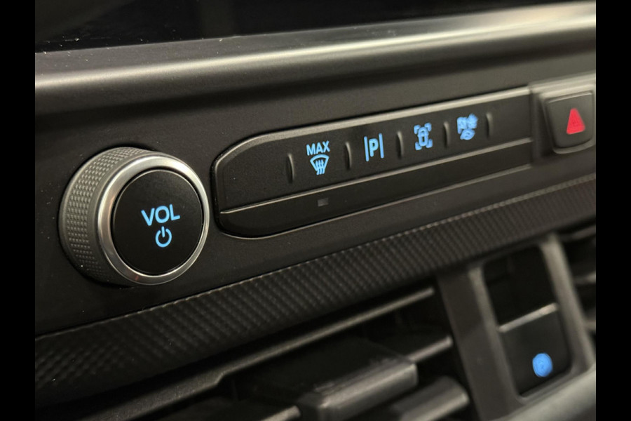 Ford Transit Custom 300 2.0 TDCI L2H1 Trend Nieuw Model Automaat Ford Transit Custom 300 2.0 TDCI L2H1 Trend NM Automaat Airco Navi PDC Camera