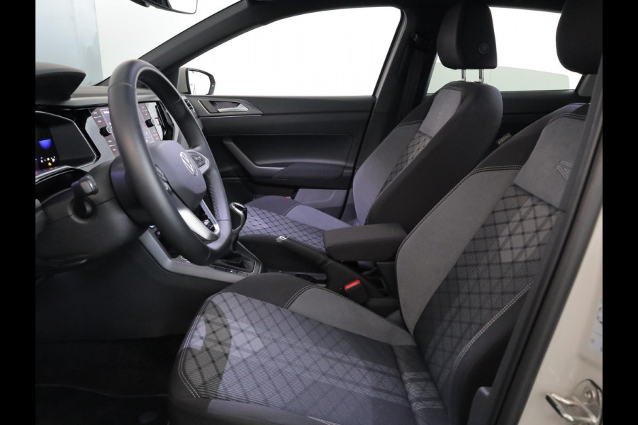 Volkswagen Polo 1.0 TSI R-Line 95pk 5-bak| Camera| Clima| Navi| Verwarmde voorstoelen