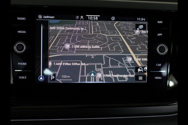 Volkswagen Polo 1.0 TSI R-Line 95pk 5-bak| Camera| Clima| Navi| Verwarmde voorstoelen