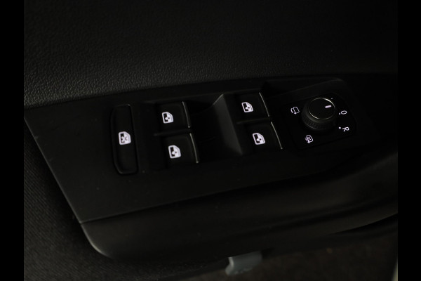 Volkswagen Polo 1.0 TSI R-Line 95pk 5-bak| Camera| Clima| Navi| Verwarmde voorstoelen