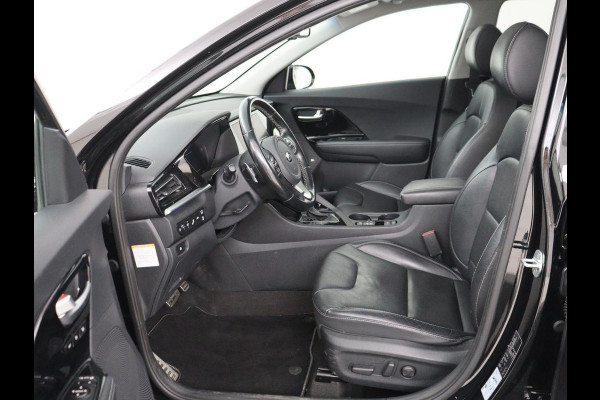 Kia Niro 1.6 GDi Hybrid ExecutiveLine | Schuifdak | Stoelventilatie | Leder | Adaptive cruise | Trekhaak | JBL Sound | Achterbankverwarming | Carplay | Camera | Memory | Navigatie | Keyless | Full LED