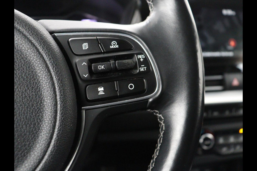Kia Niro 1.6 GDi Hybrid ExecutiveLine | Schuifdak | Stoelventilatie | Leder | Adaptive cruise | Trekhaak | JBL Sound | Achterbankverwarming | Carplay | Camera | Memory | Navigatie | Keyless | Full LED