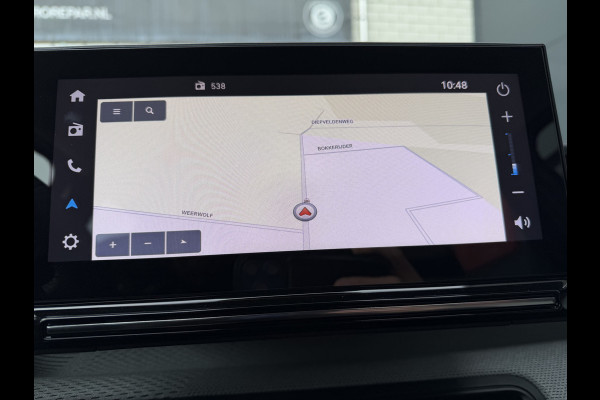 Citroën C3 100pk Max (Camera - Navigatie - Automatische Airco - Apple Carplay - 17"- Draadloos laden - LED)