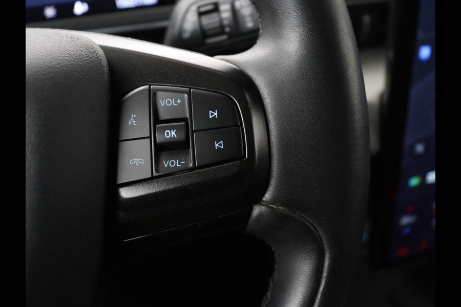 Ford Mustang Mach-E RWD 75 kWh | SOH 93% | Leder | Trekhaak | Stoelverwarming | Adaptive cruise | Carplay | Camera | Stuurverwarming | 18'' | Full LED | Dodehoek detectie | Navigatie