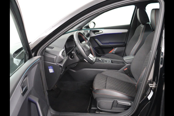 Seat Leon 1.5 eTSI FR Launch Edition | Stoelverwarming | Trekhaak | Adaptive cruise | Camera | Carplay | Sfeerverlichting | Navigatie | Keyless | Dynamic Chassis Control | Full LED