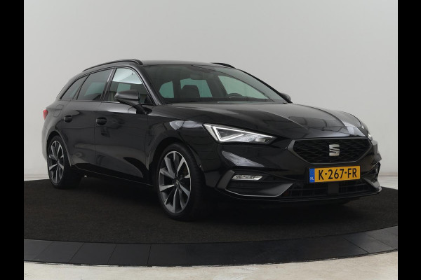 Seat Leon 1.5 eTSI FR Launch Edition | Stoelverwarming | Trekhaak | Adaptive cruise | Camera | Carplay | Sfeerverlichting | Navigatie | Keyless | Dynamic Chassis Control | Full LED