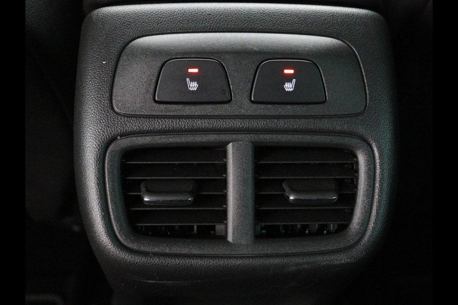 Opel Insignia 1.5 Turbo Business Executive | OPC Line | Leder | Stoel & stuurverwarming | Marix LED | Trekhaak | Carplay | Camera | Comfortstoelen | Navigatie