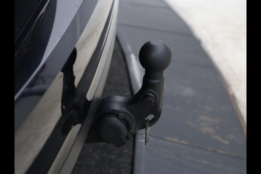 Opel Insignia 1.5 Turbo Business Executive | OPC Line | Leder | Stoel & stuurverwarming | Marix LED | Trekhaak | Carplay | Camera | Comfortstoelen | Navigatie