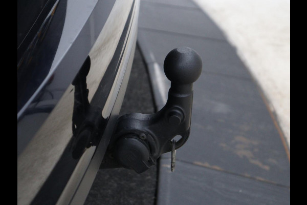 Opel Insignia 1.5 Turbo Business Executive | OPC Line | Leder | Stoel & stuurverwarming | Marix LED | Trekhaak | Carplay | Camera | Comfortstoelen | Navigatie