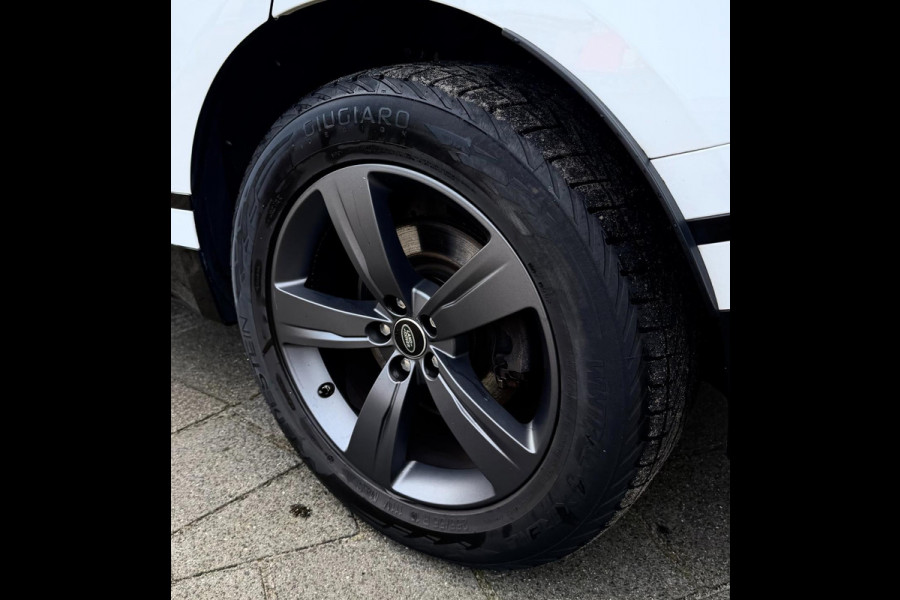 Land Rover Range Rover Velar 2.0 D180 AWD R-Dynamic HSE