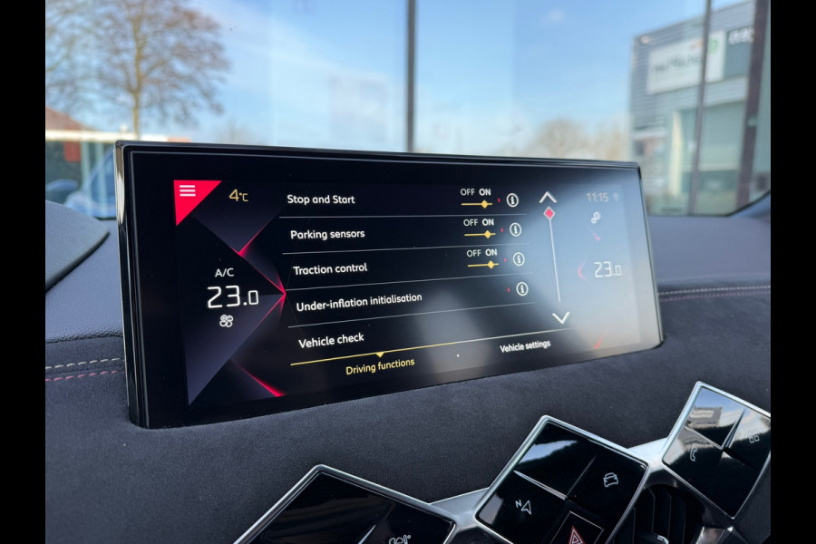 DS DS 3 Crossback 1.2 Turbo Performance Line - Navi - Climate - Camera - Org.NL