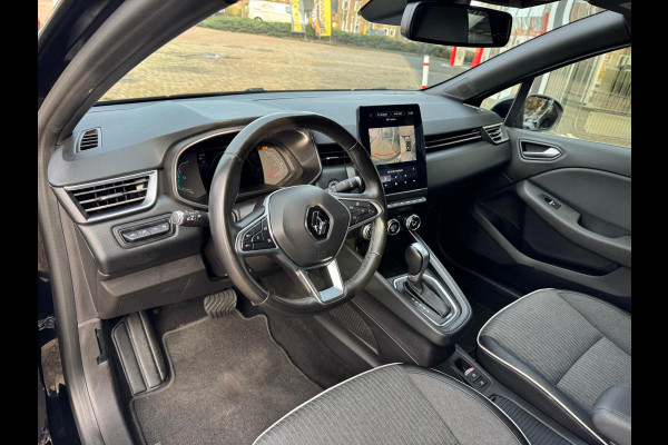 Renault Clio 1.6 E-Tech Hybrid 140 Intens Groot navi / 360 Camera / Stoel & stuurwiel verw. / Clima / LM velgen