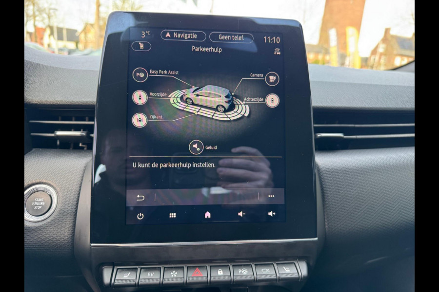 Renault Clio 1.6 E-Tech Hybrid 140 Intens Groot navi / 360 Camera / Stoel & stuurwiel verw. / Clima / LM velgen