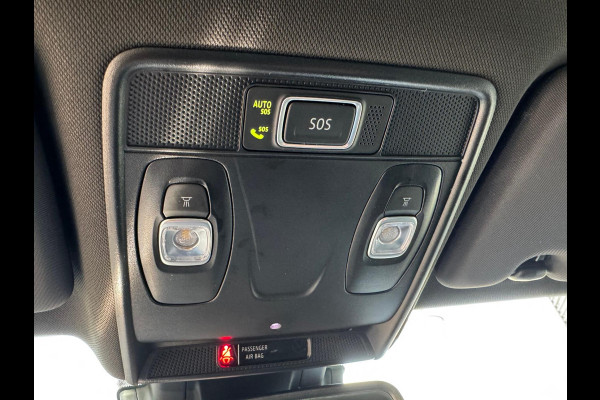 Renault Clio 1.6 E-Tech Hybrid 140 Intens Groot navi / 360 Camera / Stoel & stuurwiel verw. / Clima / LM velgen