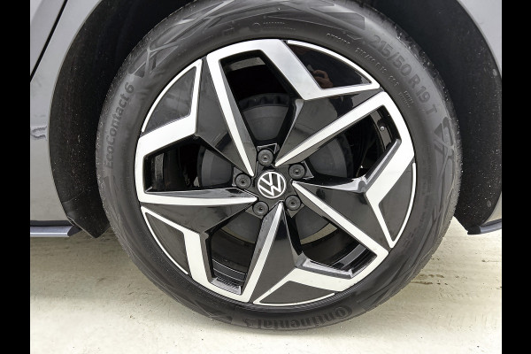 Volkswagen ID.3 First Plus 150KW / 58 kWh / Pdc+Camera / Navigatie / Xenon / Aico-ecc./ Radio multimedia / Apk 10-2026