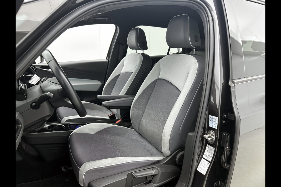 Volkswagen ID.3 First Plus 150KW / 58 kWh / Pdc+Camera / Navigatie / Xenon / Aico-ecc./ Radio multimedia / Apk 10-2026