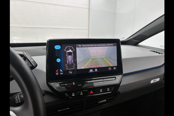 Volkswagen ID.3 First Plus 150KW / 58 kWh / Pdc+Camera / Navigatie / Xenon / Aico-ecc./ Radio multimedia / Apk 10-2026