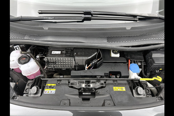 Volkswagen ID.3 First Plus 150KW / 58 kWh / Pdc+Camera / Navigatie / Xenon / Aico-ecc./ Radio multimedia / Apk 10-2026