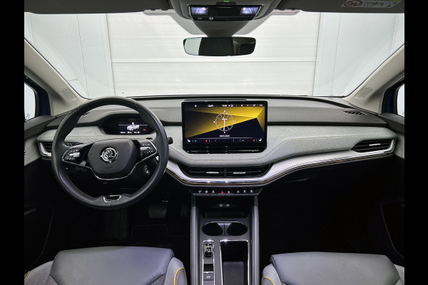Škoda ENYAQ iV 80 / 204PK / 82KWh Lounge / Navigatie /  Pdc+Camera / 1/2 Leder / Carlpay-Android / Airco-ecc./ Xenon / Apk Nieuw