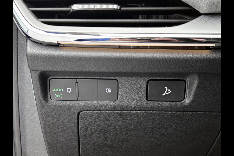 Škoda ENYAQ iV 80 / 204PK / 82KWh Lounge / Navigatie /  Pdc+Camera / 1/2 Leder / Carlpay-Android / Airco-ecc./ Xenon / Apk Nieuw